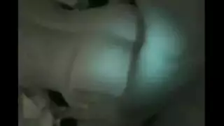 يتم تدمير الزوجة التشيكية من قبل بعض الديوك الصلبة الكبيرة