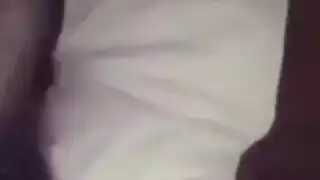 ثنائي حار بجانب المسبح: ران وماي تستسلمان للمتعة الجامحة