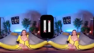 مهبل زلق يأخذ عمود ضخم بالداخل بعمق