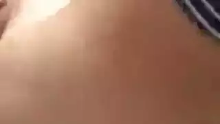 نساء خبيرات ومعجبيهم الشباب