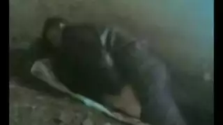 شرموطة مصرية تنتاك من ٣ شباب