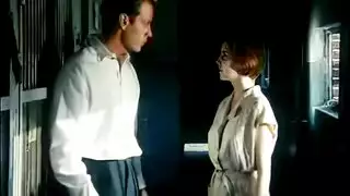 رغبة بدائية: طرزان يستمتع بفتيات سوداوات في البرية