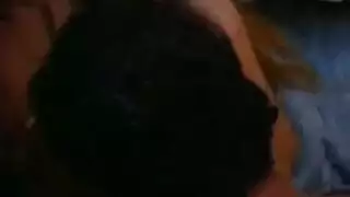 فتحات جيسيكا الشقراء تساء معاملة في مشهد جنسي قاسي