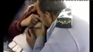 ال ينيك بنته ويقذف داخل كسها مترجم