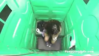 الأولاد مص زب في الأماكن العامة والأولاد كومينغ في الأماكن العامة