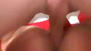 إباحية شرجية عنيفة لمراهقة: فعل شديد