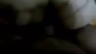 رنيايوسف وهي بتتناك